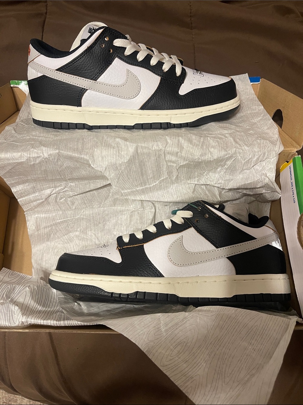 New Nike Mens, SB Dunk low HUF San Francisco, Keith Forever, size 7, White/Black - Picture 2 of 9